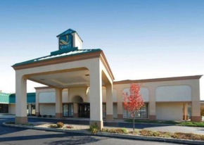 Отель Quality Inn & Suites  Данвилл